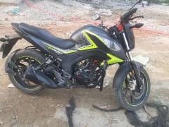 CB Hornet 160R CBS